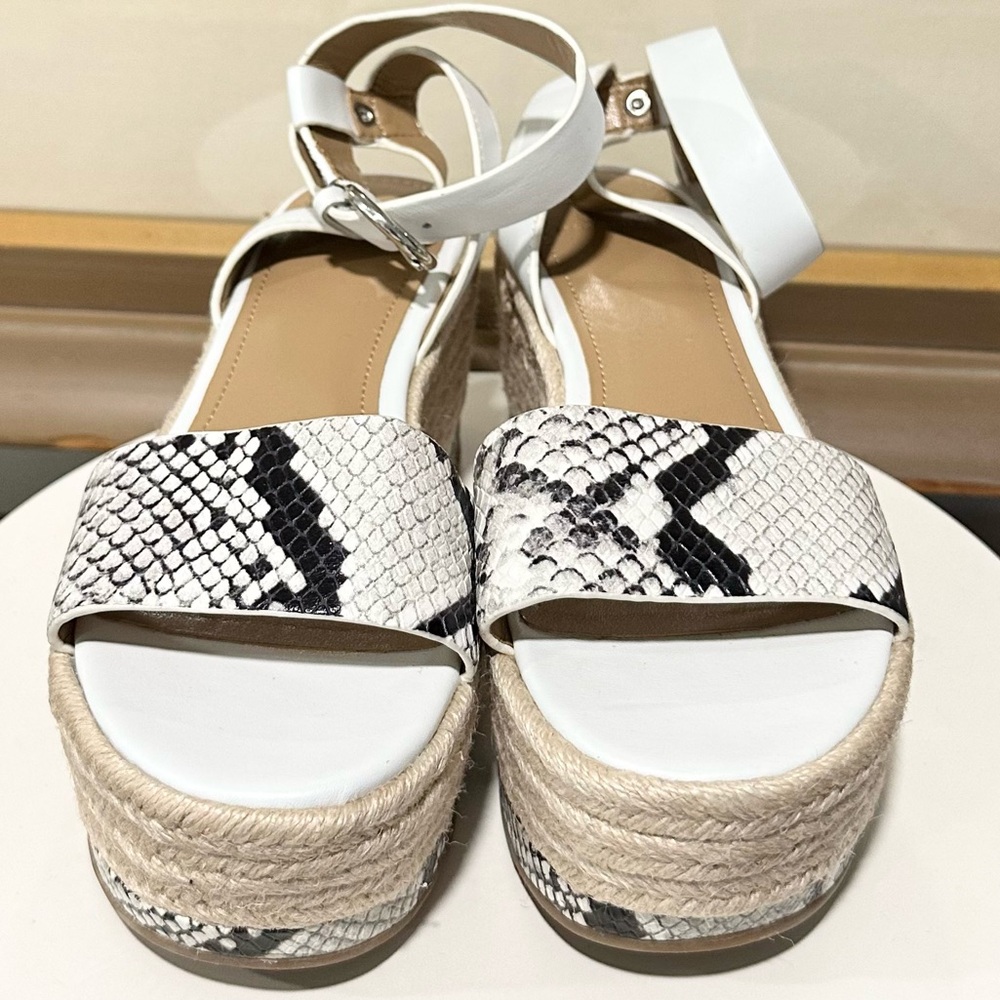 🌸MARC FISHER🌸 Gigli Platform Gray Multi Leather Sandal Size: 7M - Picture 4 of 8